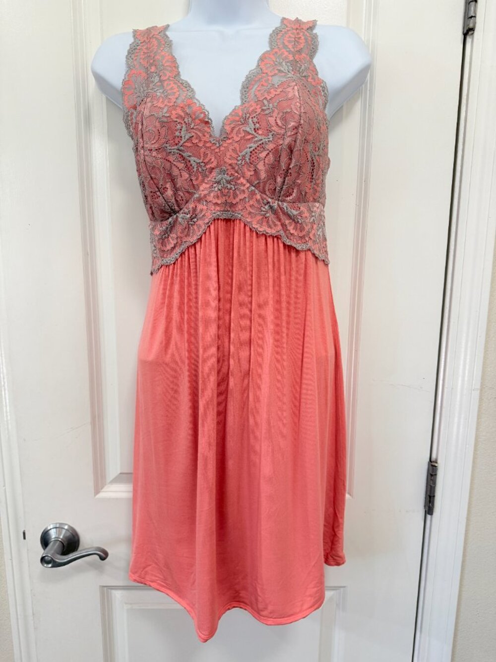 Soma Peach Floral Lace Racerback Empire Waist Chemise Nightgown Size S - Picture 4 of 7
